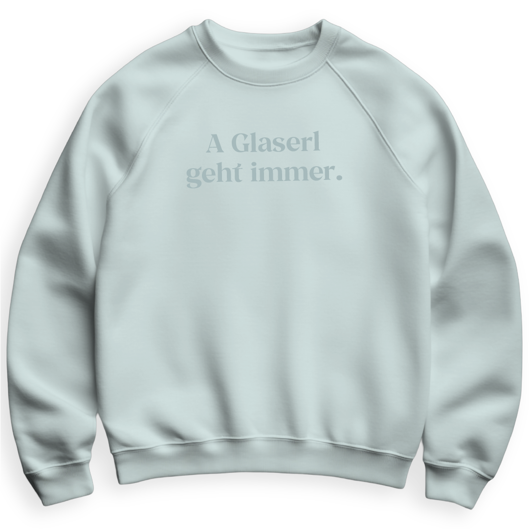 Sweater in blau "A Glaserl geht immer", Größe L